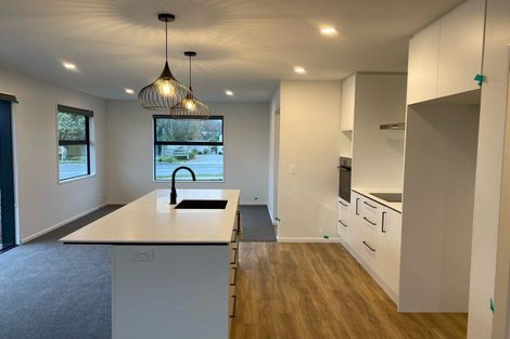 Photo of property in 37 Comer Street, Halswell, Christchurch, 8025