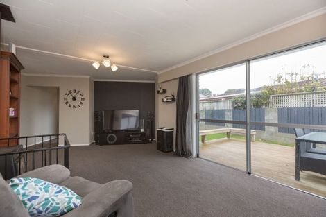 Photo of property in 11 Culzean Grove, Bell Block, New Plymouth, 4312