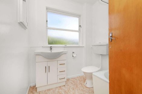 Photo of property in Mantua Flats, 48b Merton Street, Trentham, Upper Hutt, 5018