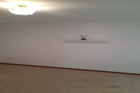 Photo of property in 3/1 Sturges Road, Henderson, Auckland, 0610