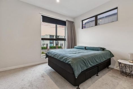 Photo of property in 102 Tarapuka Road, Westgate, Auckland, 0814