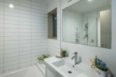 Photo of property in Onslow Heights, 17c Onslow Road, Khandallah, Wellington, 6035