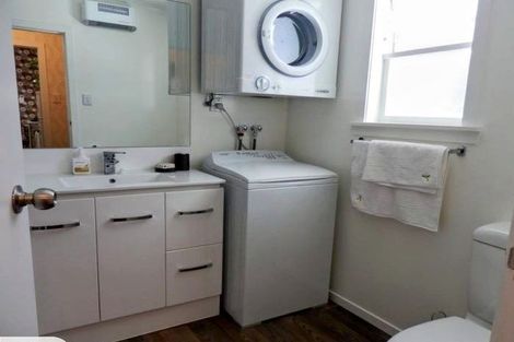 Photo of property in 30 Sussex Street, Mount Cook, Wellington, 6021