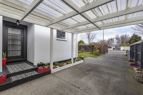 Photo of property in 102a West Belt, Rangiora, 7400