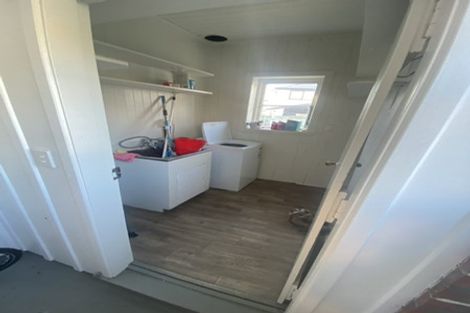 Photo of property in 2 Kawaka Street, Riccarton, Christchurch, 8041