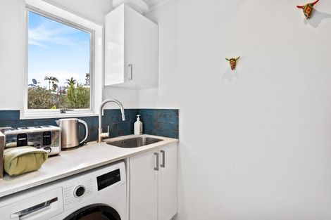 Photo of property in 27 Kohe Street, Parahaki, Whangarei, 0112