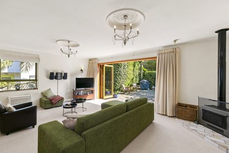 Photo of property in 24 Satara Crescent, Khandallah, Wellington, 6035