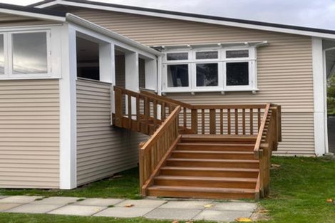 Photo of property in 21 Burrows Avenue, Karori, Wellington, 6012