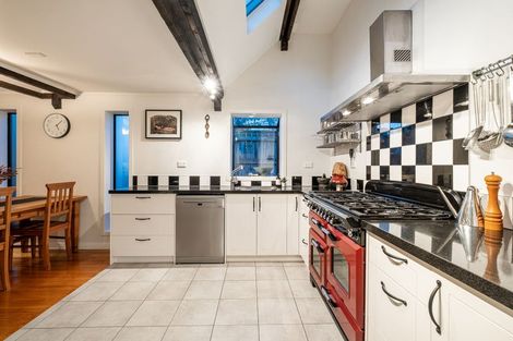 Photo of property in 57 Kahu Road, Paremata, Porirua, 5024