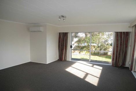 Photo of property in 32 Makarini Street, Paraparaumu, 5032