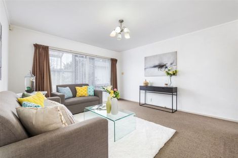 Photo of property in 3/17 Captain Scott Road, Glen Eden, Auckland, 0602