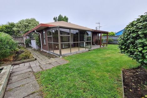 Photo of property in 6 Topaz Place, Bishopdale, Christchurch, 8053