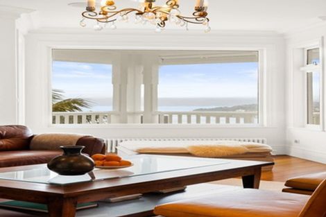 Photo of property in 8 Central Terrace, Kelburn, Wellington, 6012