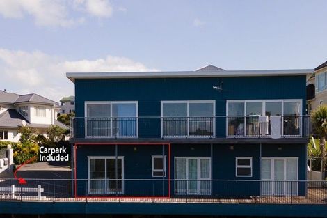 Photo of property in 41a Tamworth Crescent, Newlands, Wellington, 6037