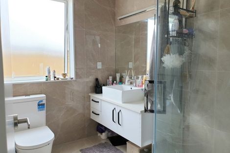 Photo of property in 21 Hakinakina Drive, Flat Bush, Auckland, 2019