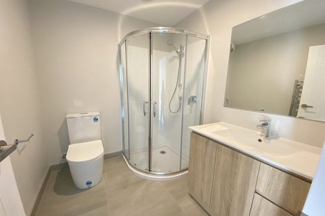 Photo of property in 39 Kaimai Avenue, Massey, Auckland, 0614