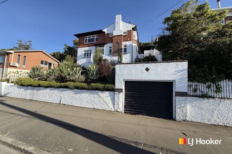 Photo of property in 104 Forbury Road, Saint Clair, Dunedin, 9012