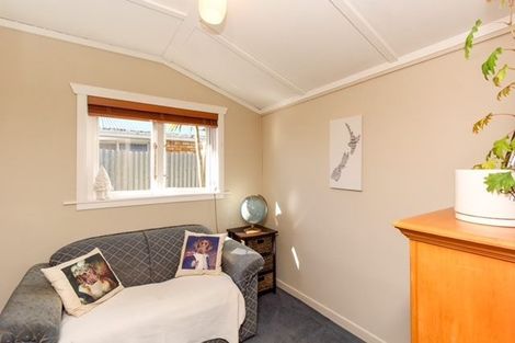 Photo of property in 100 Lemon Street, New Plymouth, 4312