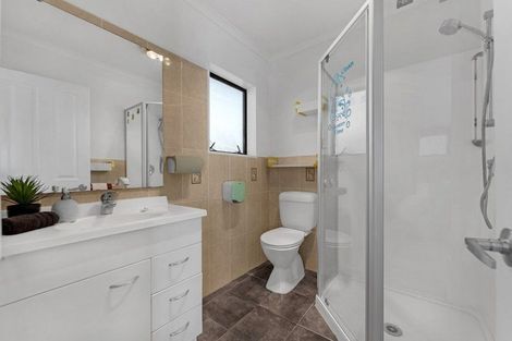 Photo of property in 22 Keri Vista Rise, Papakura, 2110