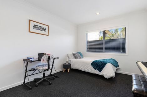 Photo of property in 8 Jellicoe Drive, Hamilton East, Hamilton, 3216