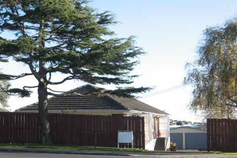 Photo of property in 2/1 Great South Road, Manurewa, Auckland, 2102