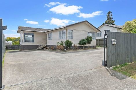 Photo of property in 14 Yearsley Place, Manurewa, Auckland, 2102