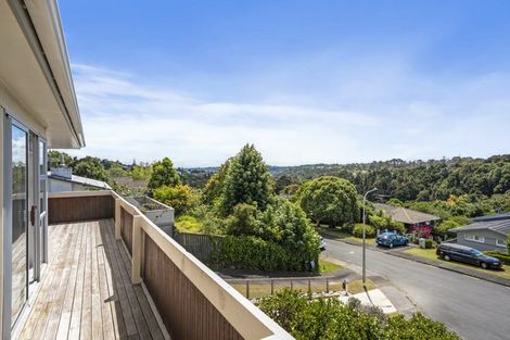 Photo of property in 11 Hague Place, Birkenhead, Auckland, 0626