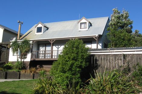 Photo of property in 20 Wingfield Place, Churton Park, Wellington, 6037