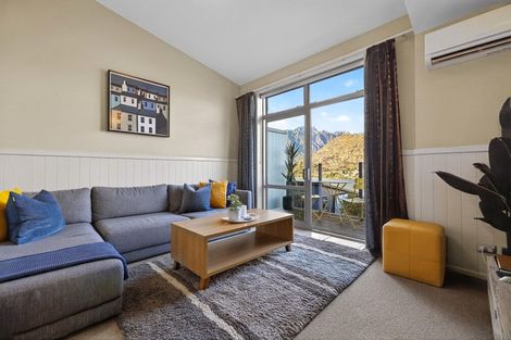 Photo of property in Greenstone Terraces, 8/716 Frankton Road, Queenstown, 9300