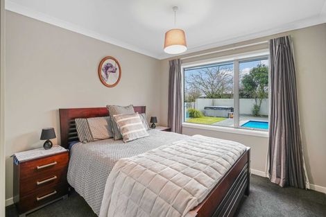 Photo of property in 12 Heaphy Court, Rolleston, 7614