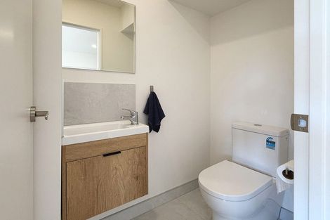Photo of property in 5/17 Rewarewa Road, Te Atatu Peninsula, Auckland, 0610