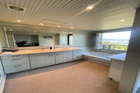 Photo of property in Beauport Apartments, 30u2 The Crescent, Roseneath, Wellington, 6011