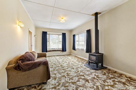 Photo of property in 21 Helston Road, Johnsonville, Wellington, 6037