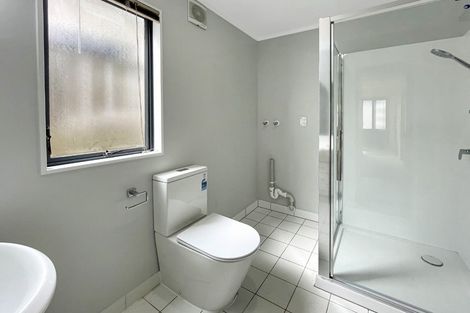 Photo of property in 2/346 The Parade, Island Bay, Wellington, 6023