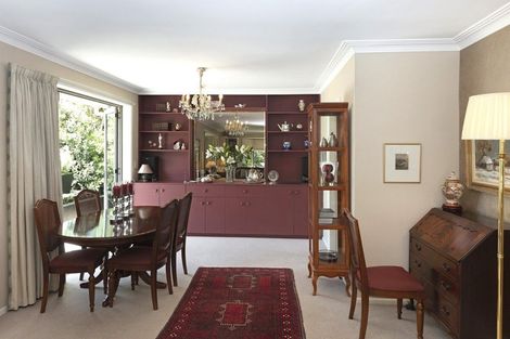 Photo of property in 2/22 Strowan Road, Strowan, Christchurch, 8052