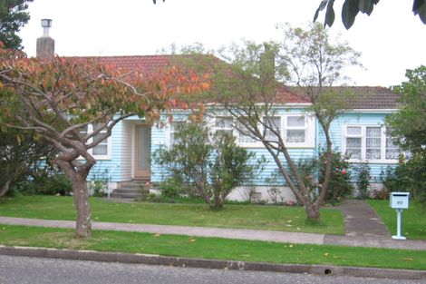 Photo of property in 74 Durham Crescent, Fairfield, Lower Hutt, 5011