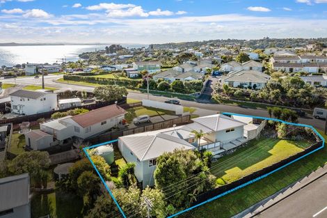 Photo of property in 7 Walbrook Road, Manly, Whangaparaoa, 0930