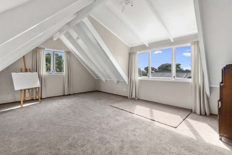 Photo of property in 9 Hinewa Road, Otumoetai, Tauranga, 3110