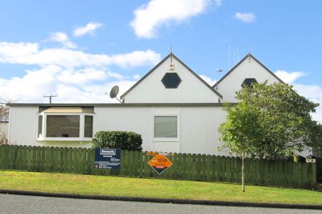 Photo of property in 1 Orari Place, Te Kamo, Whangarei, 0112