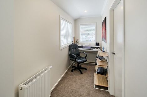 Photo of property in 8 Henrietta Maxwell Grove, Wainuiomata, Lower Hutt, 5014