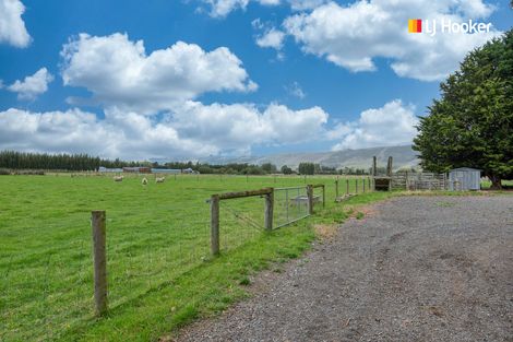 Photo of property in 495 Centre Road, Momona, Outram, 9073