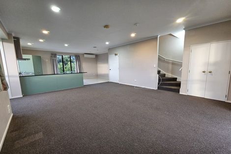 Photo of property in Tuscany Towers, 84/1 Ambrico Place, New Lynn, Auckland, 0600