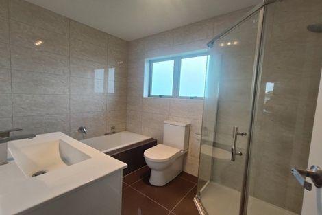 Photo of property in 15b Vine Street, Mangere East, Auckland, 2024
