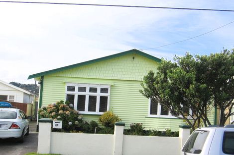 Photo of property in 26 Kauri Street, Miramar, Wellington, 6022