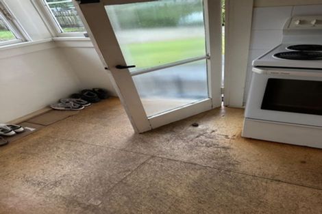 Photo of property in 136 Peel Street, Westport, 7825