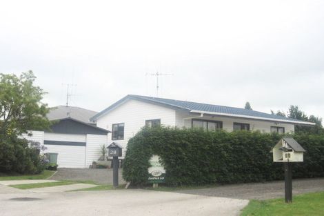 Photo of property in 28 Princess Street, Te Puke, 3119