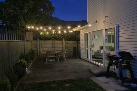 Photo of property in 5a Gifford Grove, Churton Park, Wellington, 6037