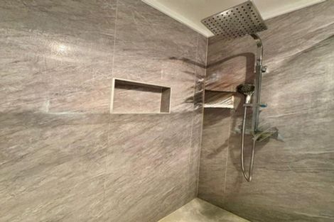 Photo of property in 1/341 Pakuranga Road, Pakuranga Heights, Auckland, 2010