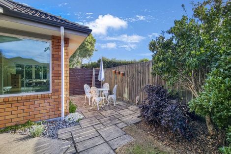Photo of property in 32 Carroll Place, Owhata, Rotorua, 3010