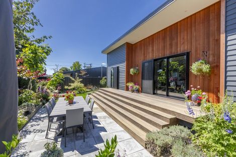 Photo of property in 3 Russell Street, Otane, 4202